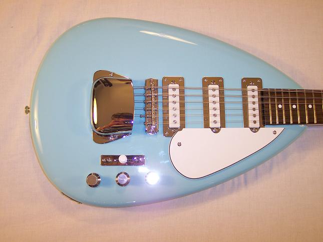 Teardrop 12 String Picture 7
